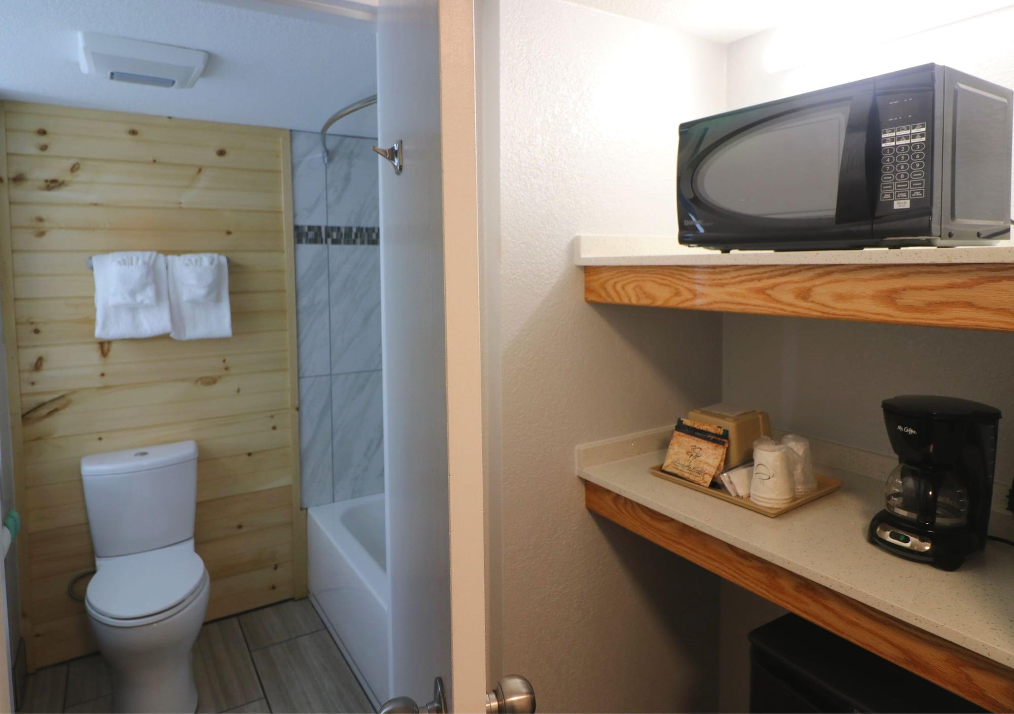 Howard Johnson By Wyndham Downtown Gatlinburg Esterno foto